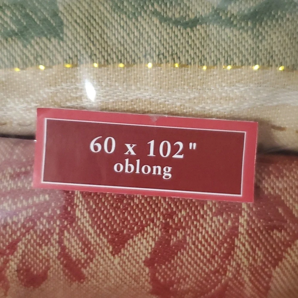 NWT ST. Nicholas Square Poinsettia Holiday Tablecloth Size 60